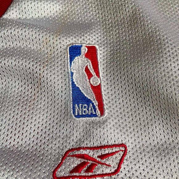 Lebron James Cleveland Cavaliers Rookie Jersey - Picture 3 of 5